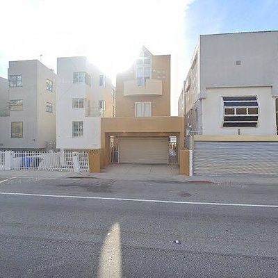 1329 Palisades Beach Rd, Santa Monica, CA 90401