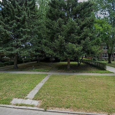 1338 Balfour St, Grosse Pointe Park, MI 48230