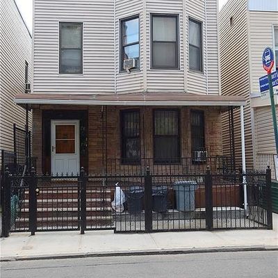 1348 Plimpton Ave, Bronx, NY 10452