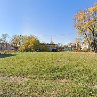 13502 Eureka St, Hamtramck, MI 48212