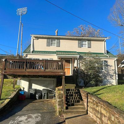 1364 College Park, Fairmont, WV 26554