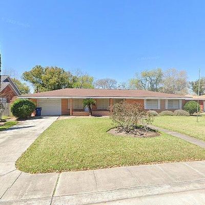 138 20 Th Ave N, Texas City, TX 77590