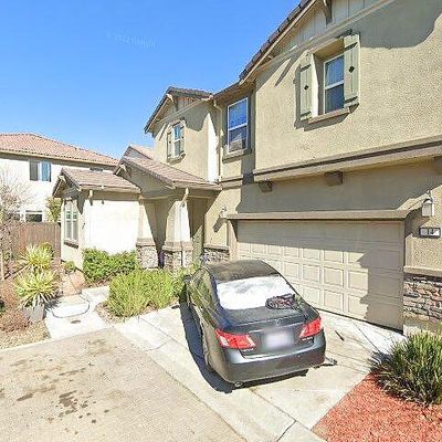 14 Captains Gate Pl, Sacramento, CA 95835