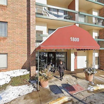 1800 Huntington Blvd Apt 402, Hoffman Estates, IL 60169