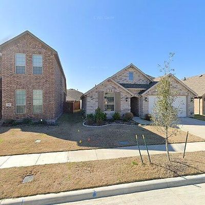 1800 Outpost Creek Ln, Aubrey, TX 76227