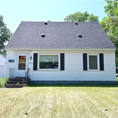 1807 Eddy Ln, Eau Claire, WI 54703