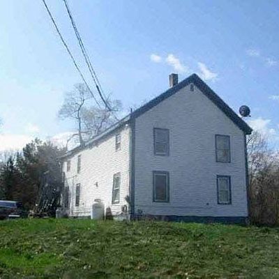 182 Pleasant St, Richmond, ME 04357