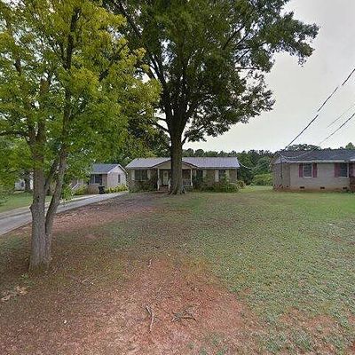 1821 Charles St, Newberry, SC 29108