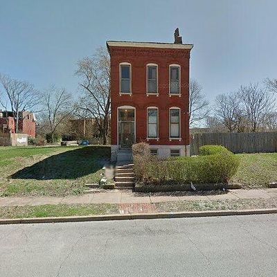 1822 Bacon St, Saint Louis, MO 63106