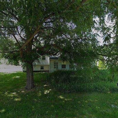 18248 Hickory Ridge Rd, Fenton, MI 48430