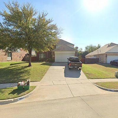 1847 Hidden Brook Dr, Grand Prairie, TX 75050