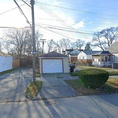 18516 Fenelon St, Detroit, MI 48234