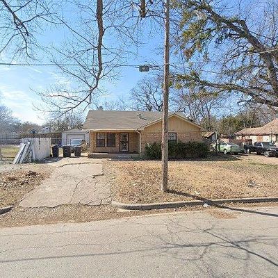 1900 S Hughes Ave, Fort Worth, TX 76105