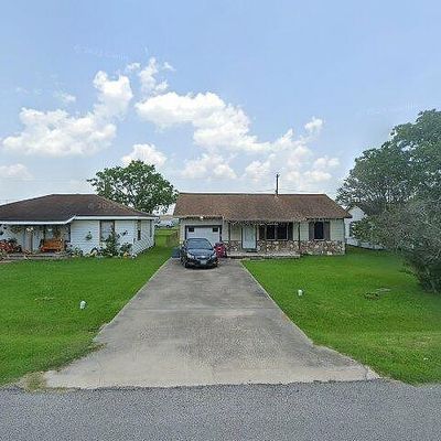 1904 N Avenue H, Freeport, TX 77541