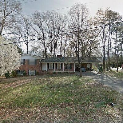 1907 Ruth St, Scottsboro, AL 35769