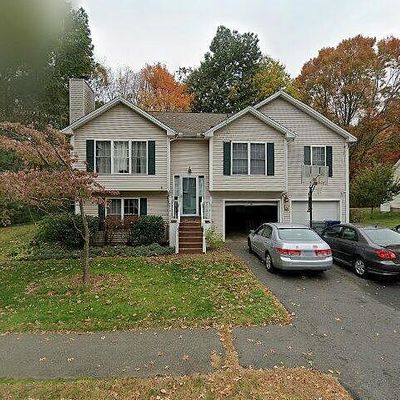 192 Stillwell Dr, Plainville, CT 06062