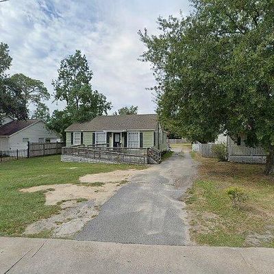 1945 Pascagoula St, Pascagoula, MS 39567