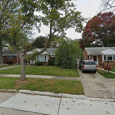 1956 Woodside St, Dearborn, MI 48124