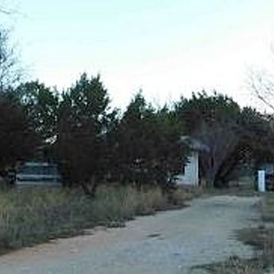 198 Red Rock Rd, Buffalo Gap, TX 79508