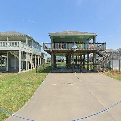 1983 Matt Dr, Port Bolivar, TX 77650