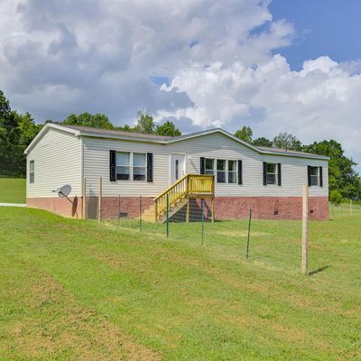 2 Kaylee Ln, Elmwood, TN 38560