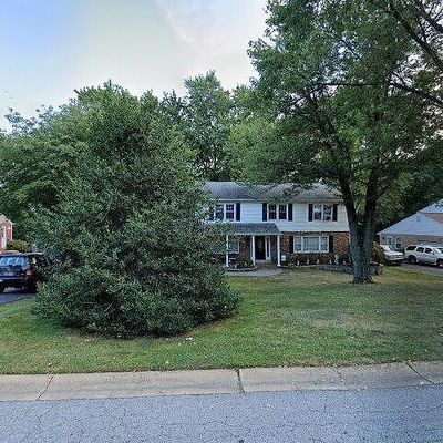 20 Dansfield Dr, Wilmington, DE 19803