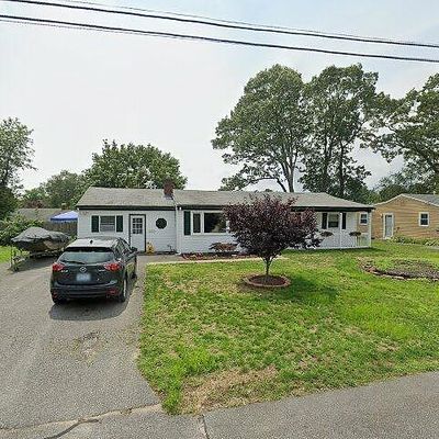 20 Metropolitan Dr, Warwick, RI 02886