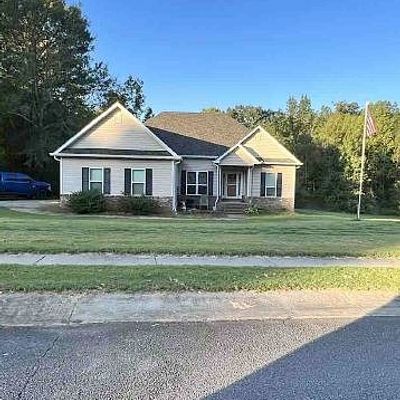 200 Taffeny Pl, Carrollton, GA 30117