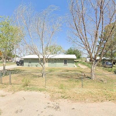 201 Villalobos Rd, Clint, TX 79836