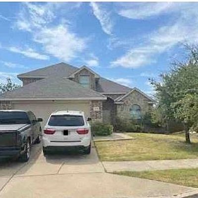 2012 Allyson Dr, Heartland, TX 75126