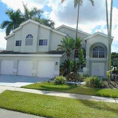 20160 Nw 9 Th Dr, Pembroke Pines, FL 33029