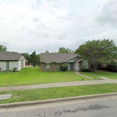 2017 High Bluff Dr, Garland, TX 75041