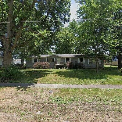 203 N 2 Nd St, Easton, IL 62633