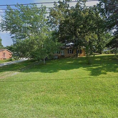 2035 Wildwood Rd, Cookeville, TN 38501