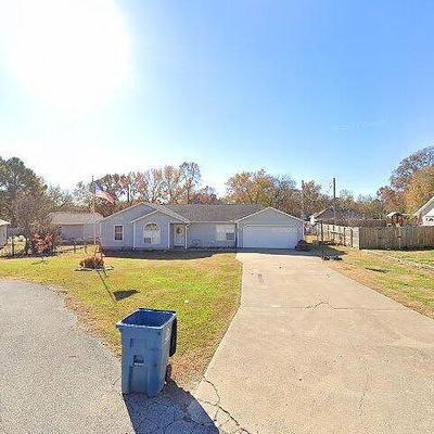 2036 Park Cir, Pea Ridge, AR 72751