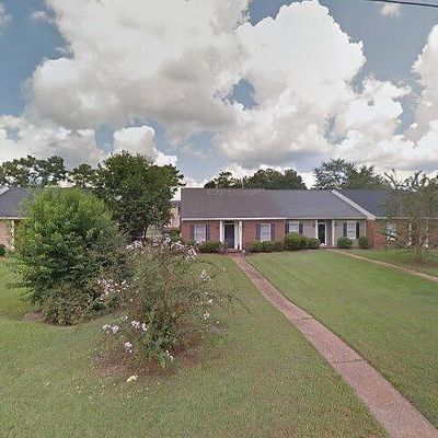 2037 Stuart Ave, Albany, GA 31707