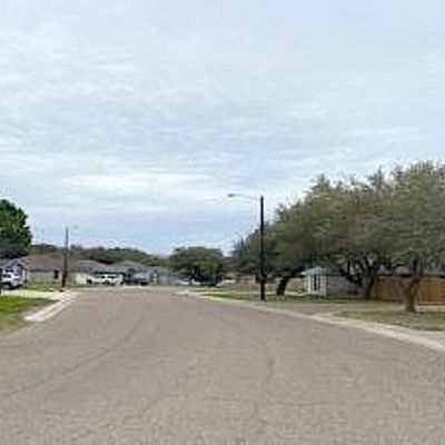 2064 Parkview Pl, Ingleside, TX 78362