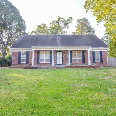 2065 Pennel Rd, Memphis, TN 38116