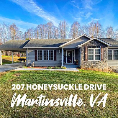 207 Honeysuckle Dr, Martinsville, VA 24112