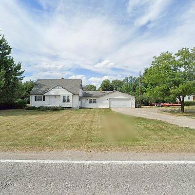 16175 17 Mile Rd, Clinton Township, MI 48038