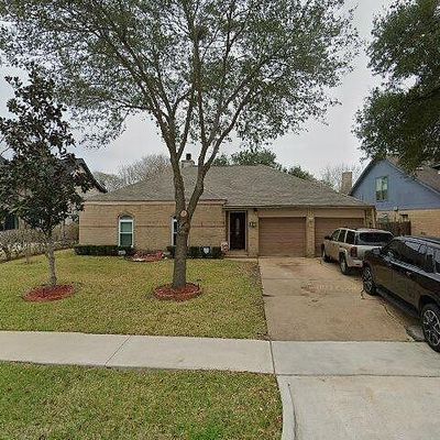 163 Kings Way, Stafford, TX 77477