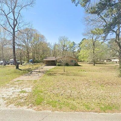 163 Linnwood Dr, New Caney, TX 77357