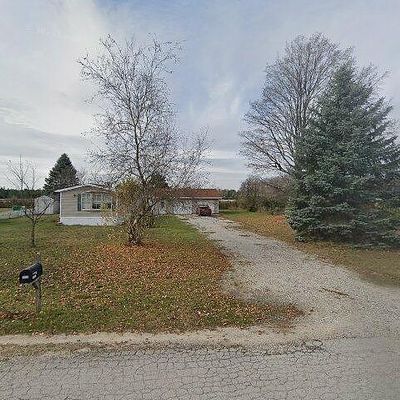 1634 Groveland Ave, Gaylord, MI 49735