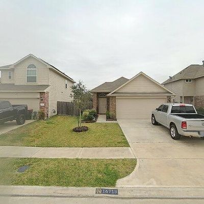 16722 Highland Villa Ln, Humble, TX 77396