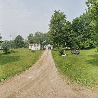 16822 Runyon Rd, Buchanan, MI 49107