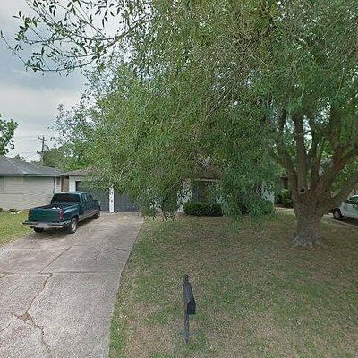 16823 Townes Rd, Friendswood, TX 77546