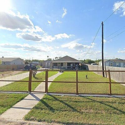 1721 Presido Cir W, Alamo, TX 78516