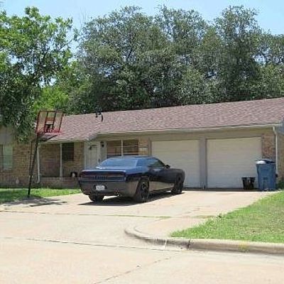 1768 Gill St, Blue Mound, TX 76131