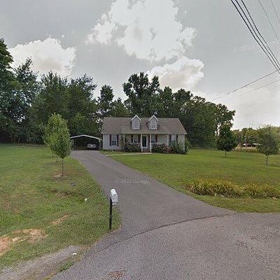 18 Falcon Rd, Fayetteville, TN 37334