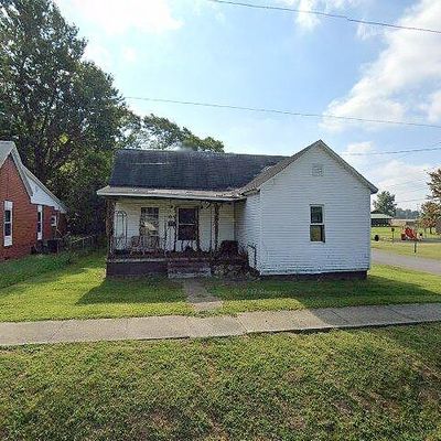 229 S Chapman St, Morganfield, KY 42437